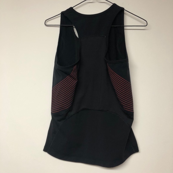 La Senza Sport Athletic Work Out Tank - Picture 4 of 5